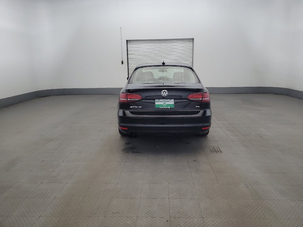 Used 2016 Volkswagen Jetta SE FWD image 6