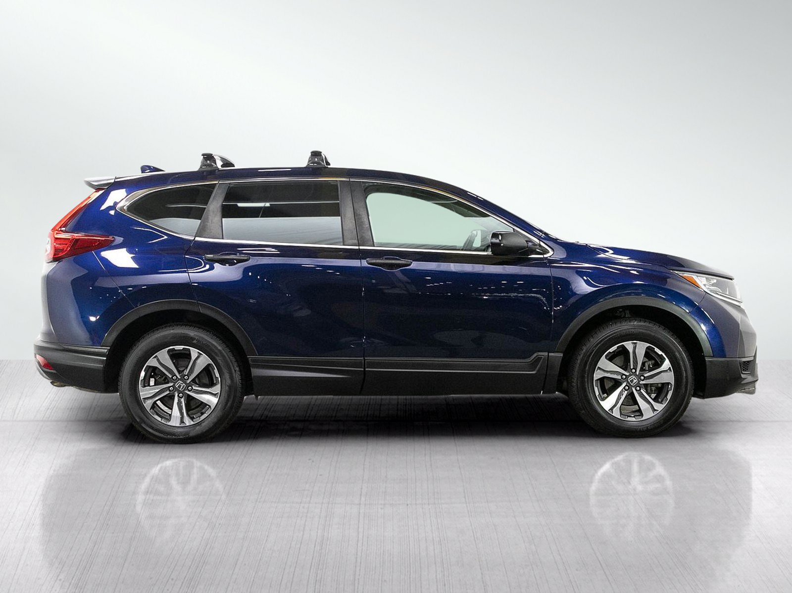Used 2019 Honda CR-V LX image 6