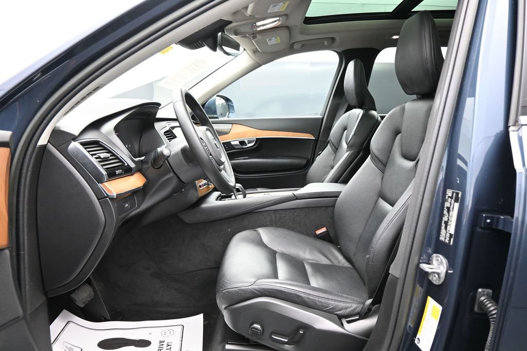 Used 2023 Volvo XC90 B6 Plus w/ Protection Package Premier AWD/4WD image 9