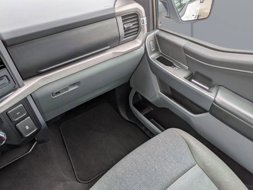 Used 2024 Ford F150 XLT w/ Tow/Haul Package image 18