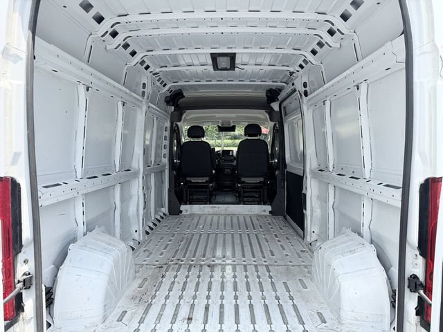 Used 2025 RAM ProMaster 2500 w/ Convenience Group FWD image 31