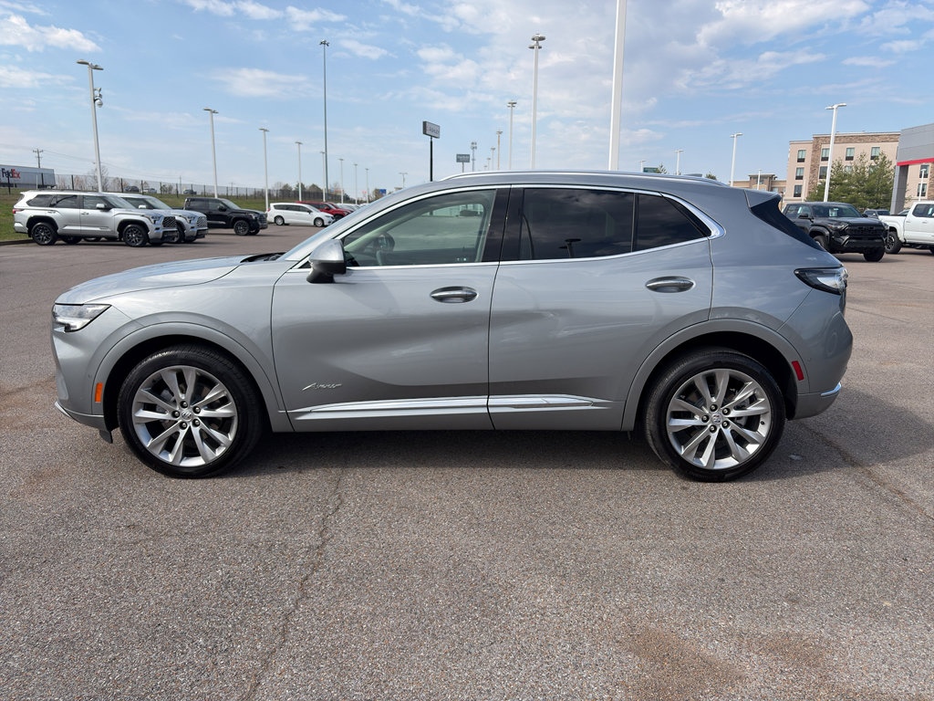 Used 2023 Buick Envision Avenir AWD/4WD image 2