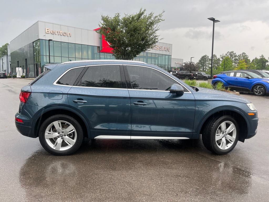 Used 2018 Audi Q5 2.0T Premium Plus w/ Premium Plus Package AWD/4WD image 3