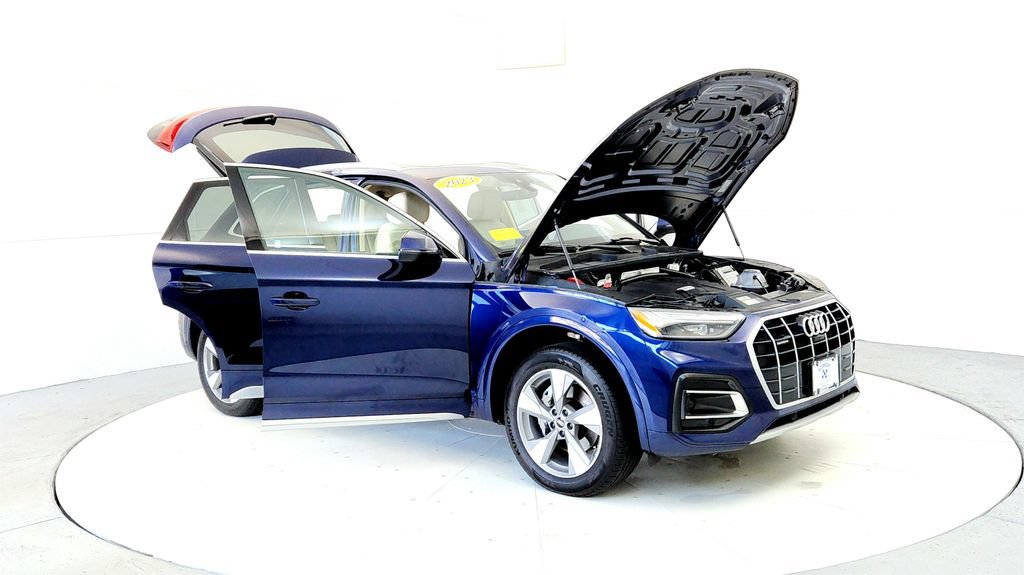 Used 2023 Audi Q5 2.0T Premium Plus w/ Premium Plus Package AWD/4WD image 12