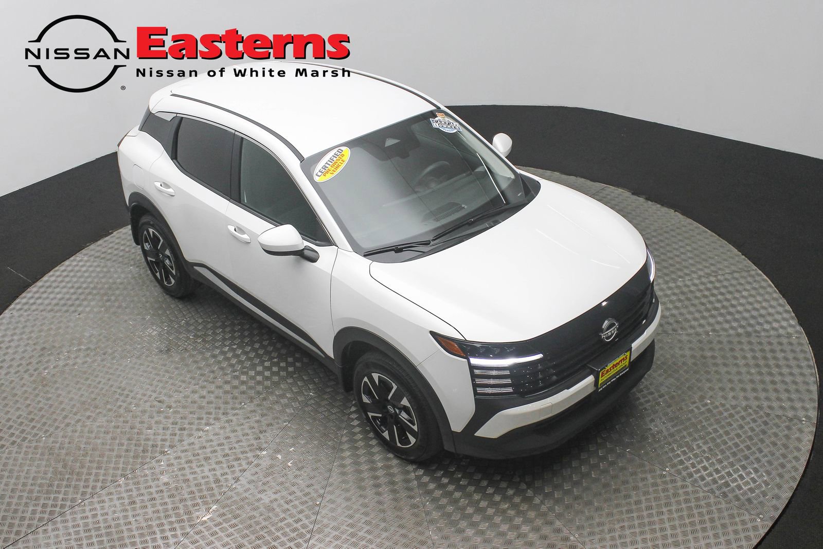 Used 2025 Nissan Kicks SV image 4