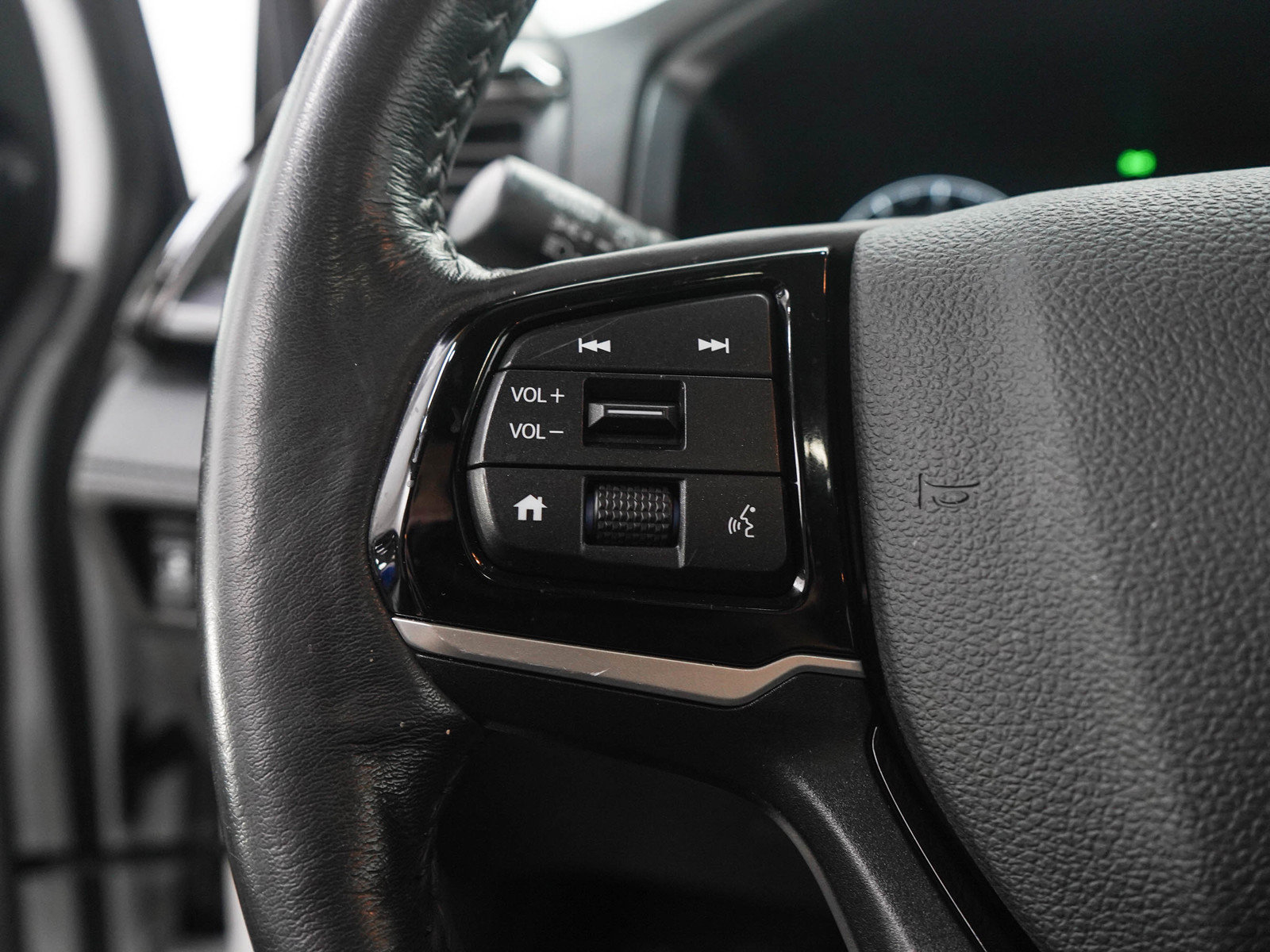 Used 2025 Honda Odyssey Elite image 27