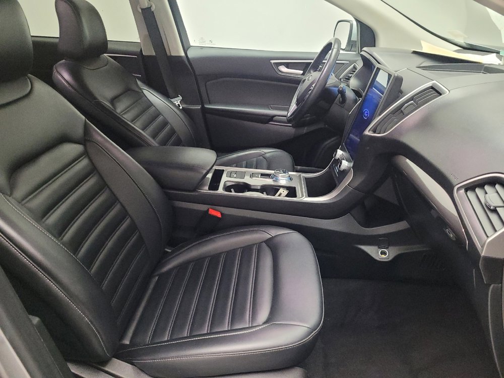 Used 2023 Ford Edge SEL image 21