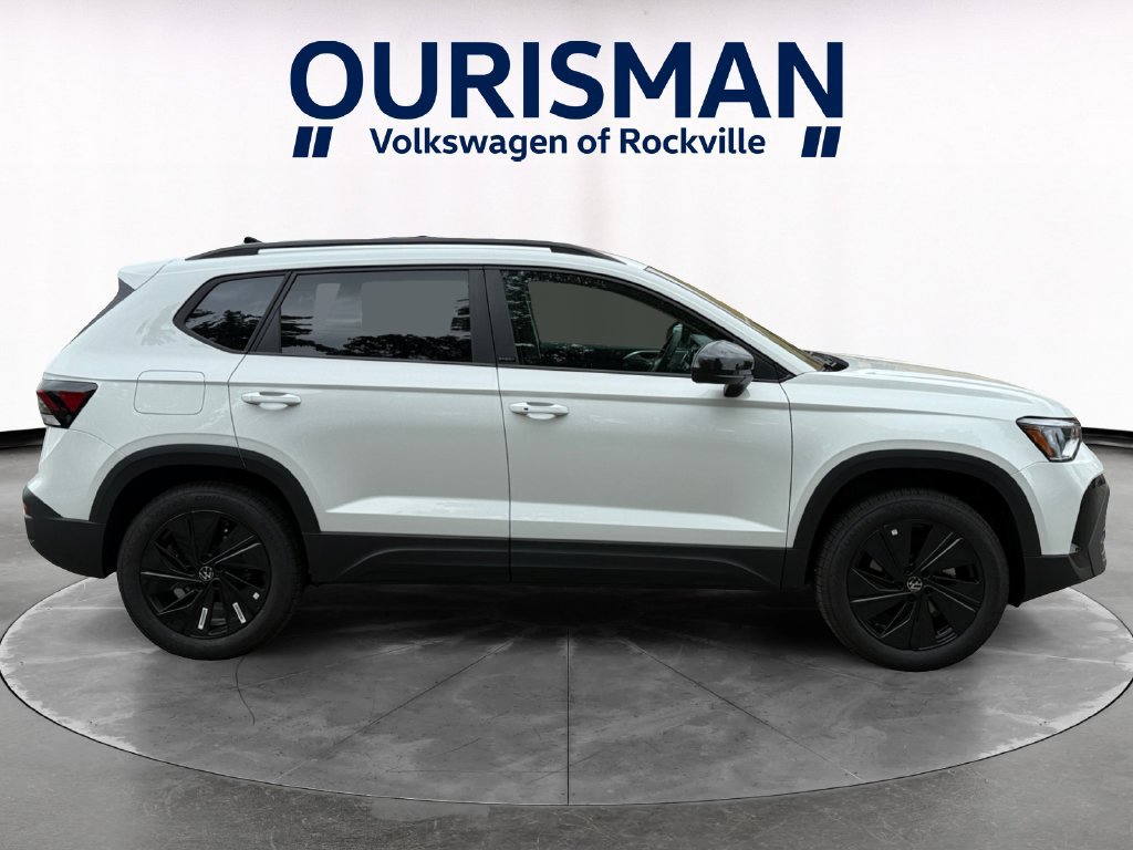 New 2027 Volkswagen Taos Sport AWD/4WD image 7