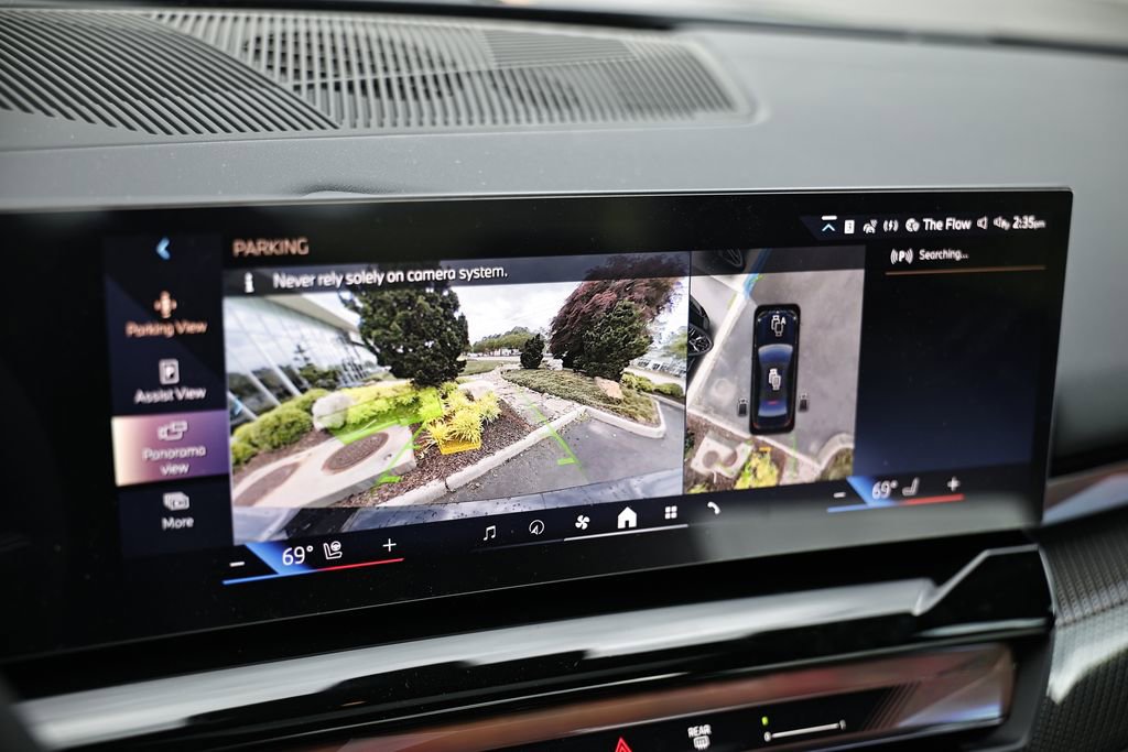 New 2026 BMW 550e xDrive w/ Executive Package AWD/4WD image 38