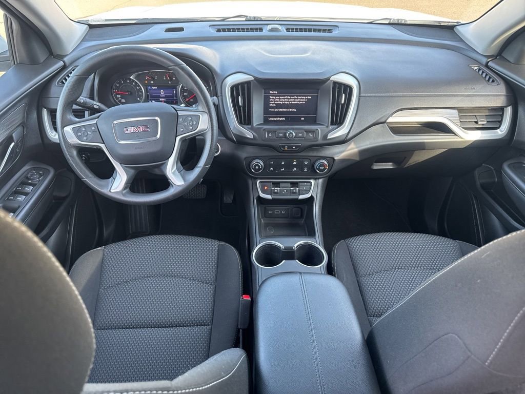 Used 2022 GMC Terrain SLE image 23