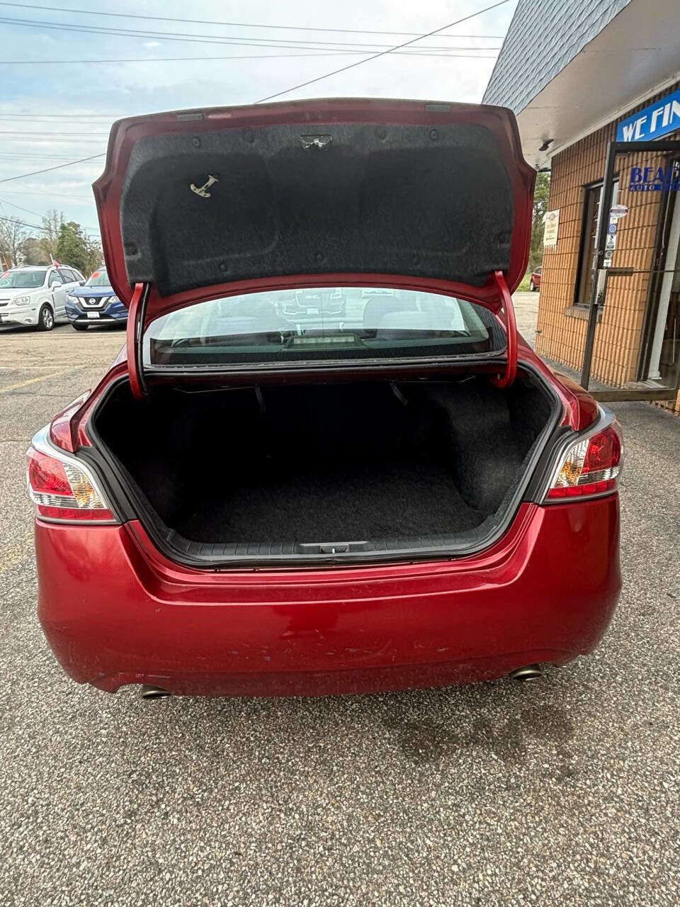 Used 2015 Nissan Altima 2.5 S w/ Power Driver Seat Package FWD image 10