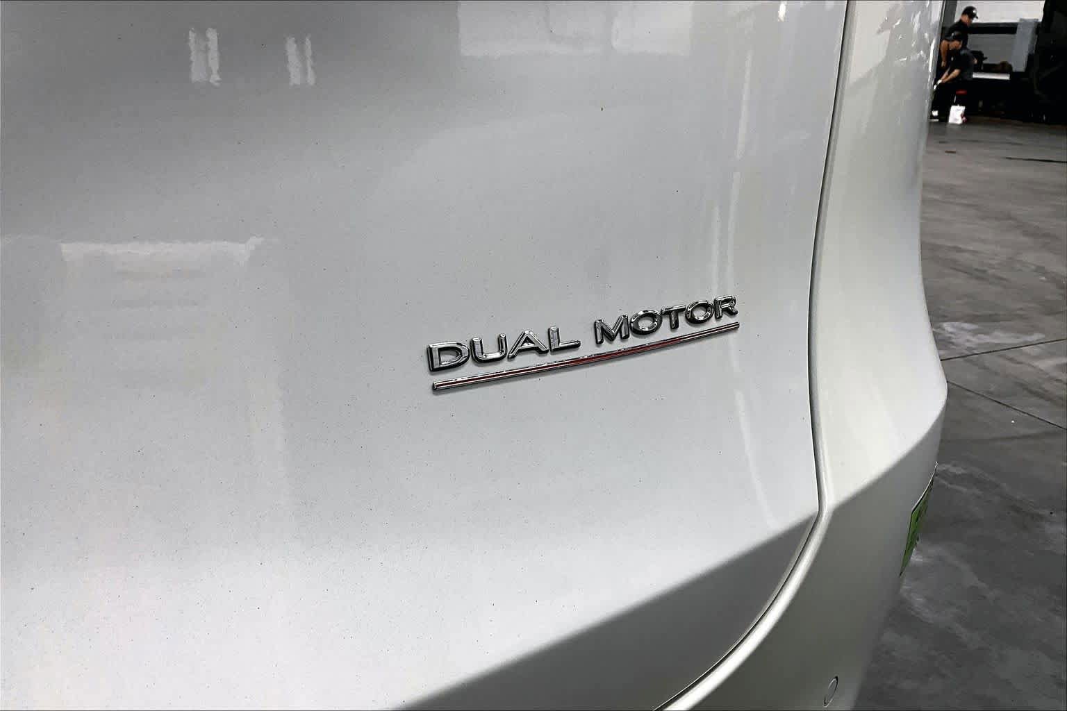Used 2022 Tesla Model Y Performance image 9