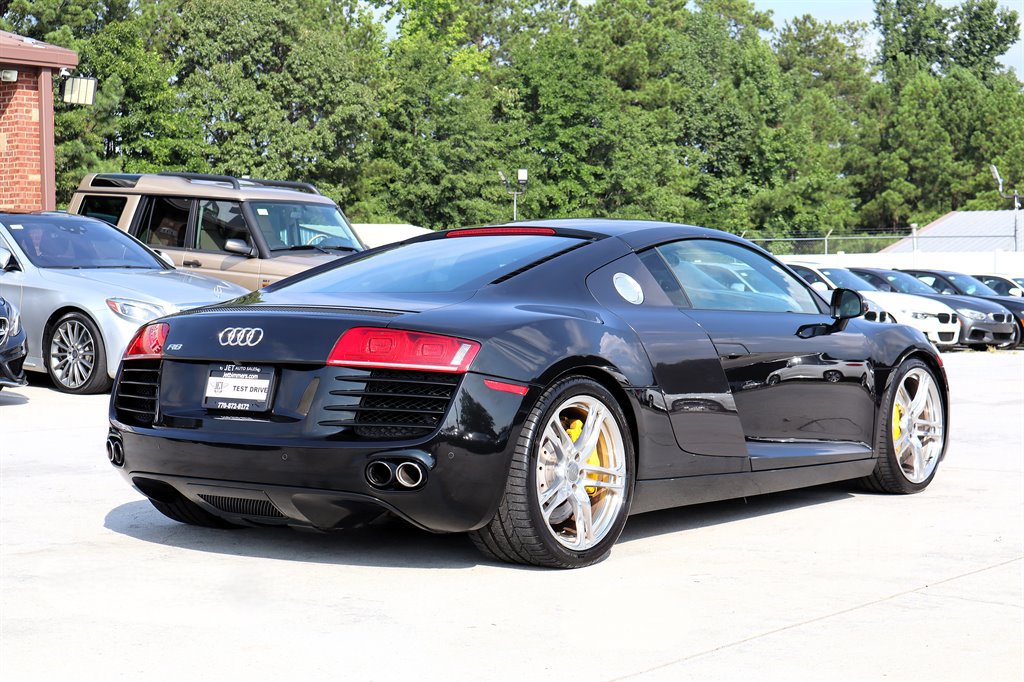 Used 2010 Audi R8 V8 AWD/4WD image 7