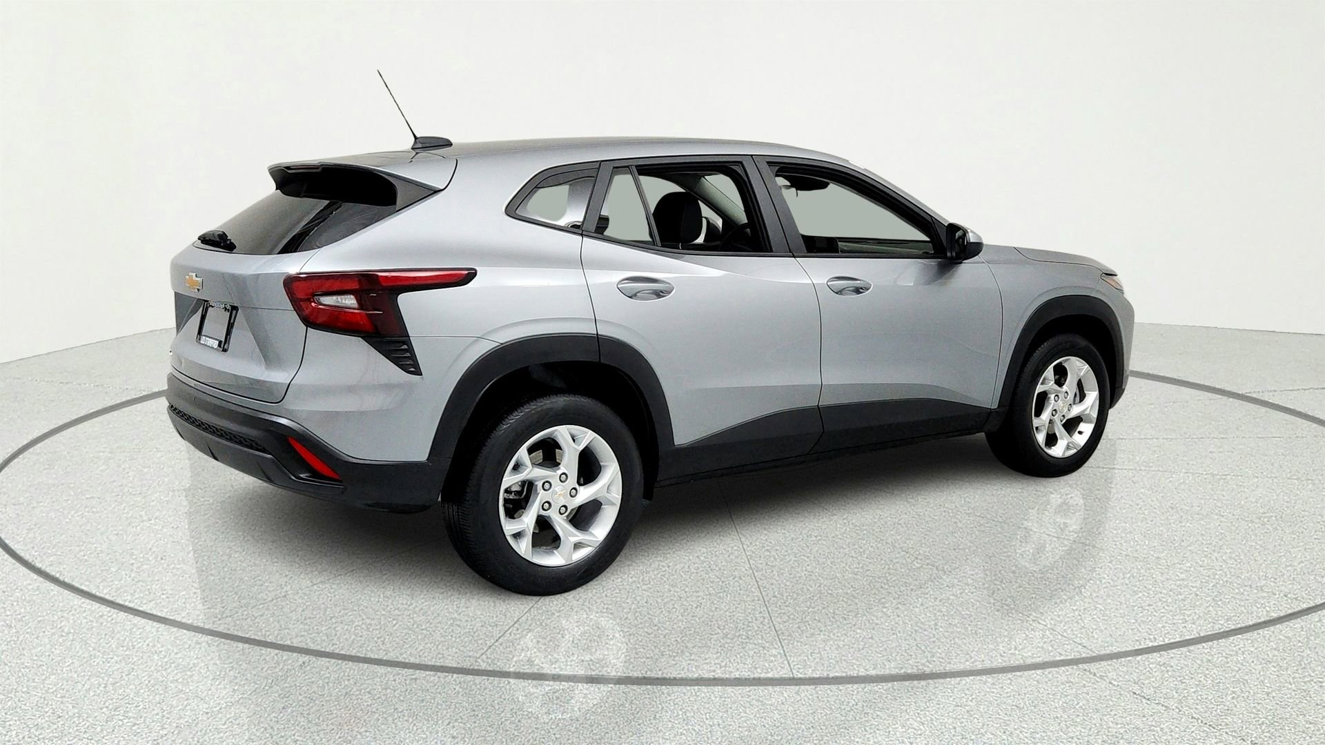 Certified 2025 Chevrolet Trax LS w/ LS Convenience Package FWD image 5