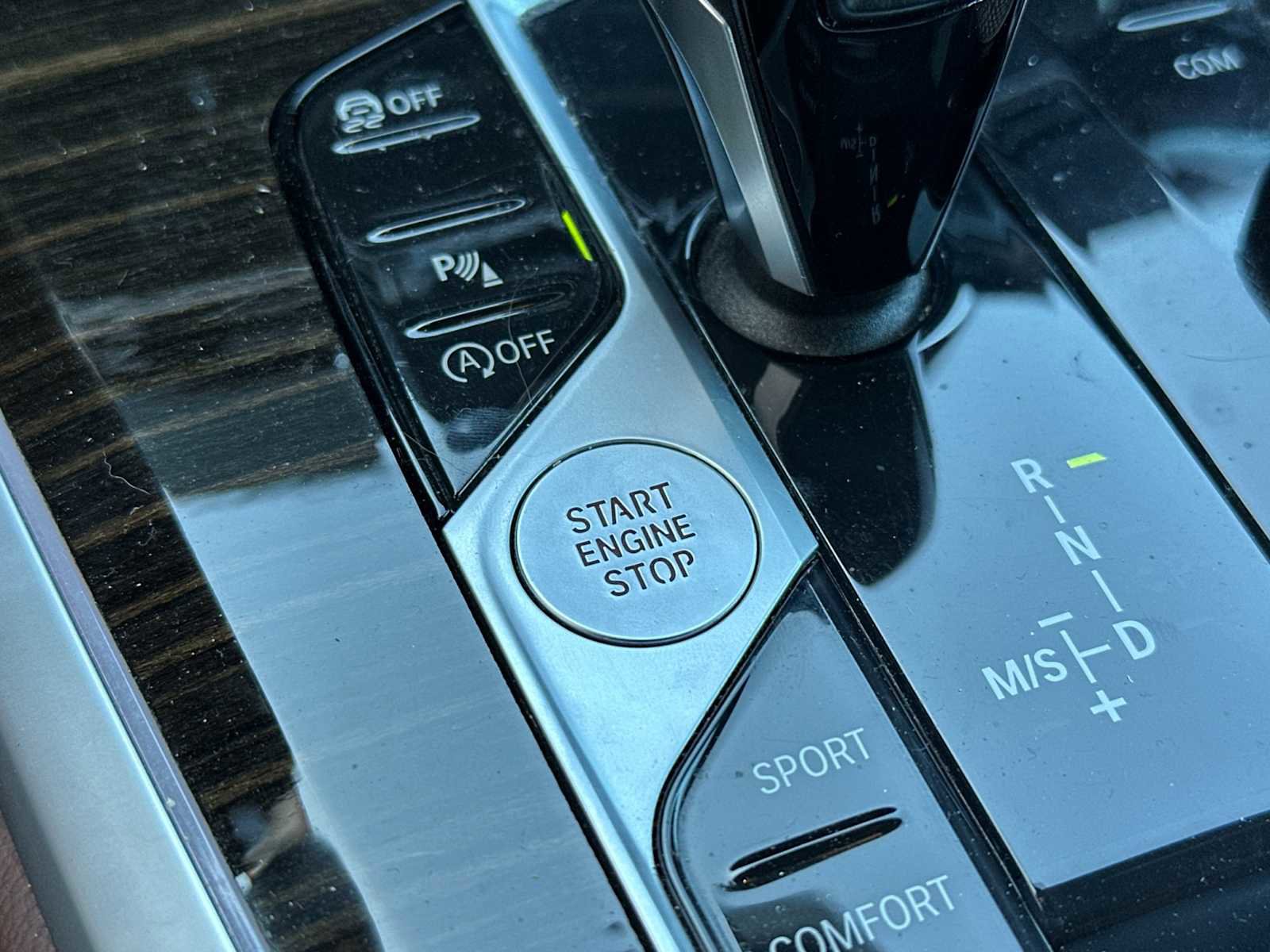 Used 2020 BMW X5 xDrive40i w/ Premium Package image 23