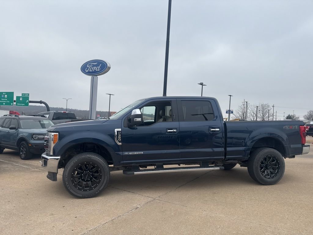 Used 2017 Ford F350 Lariat w/ Lariat Ultimate Package image 6