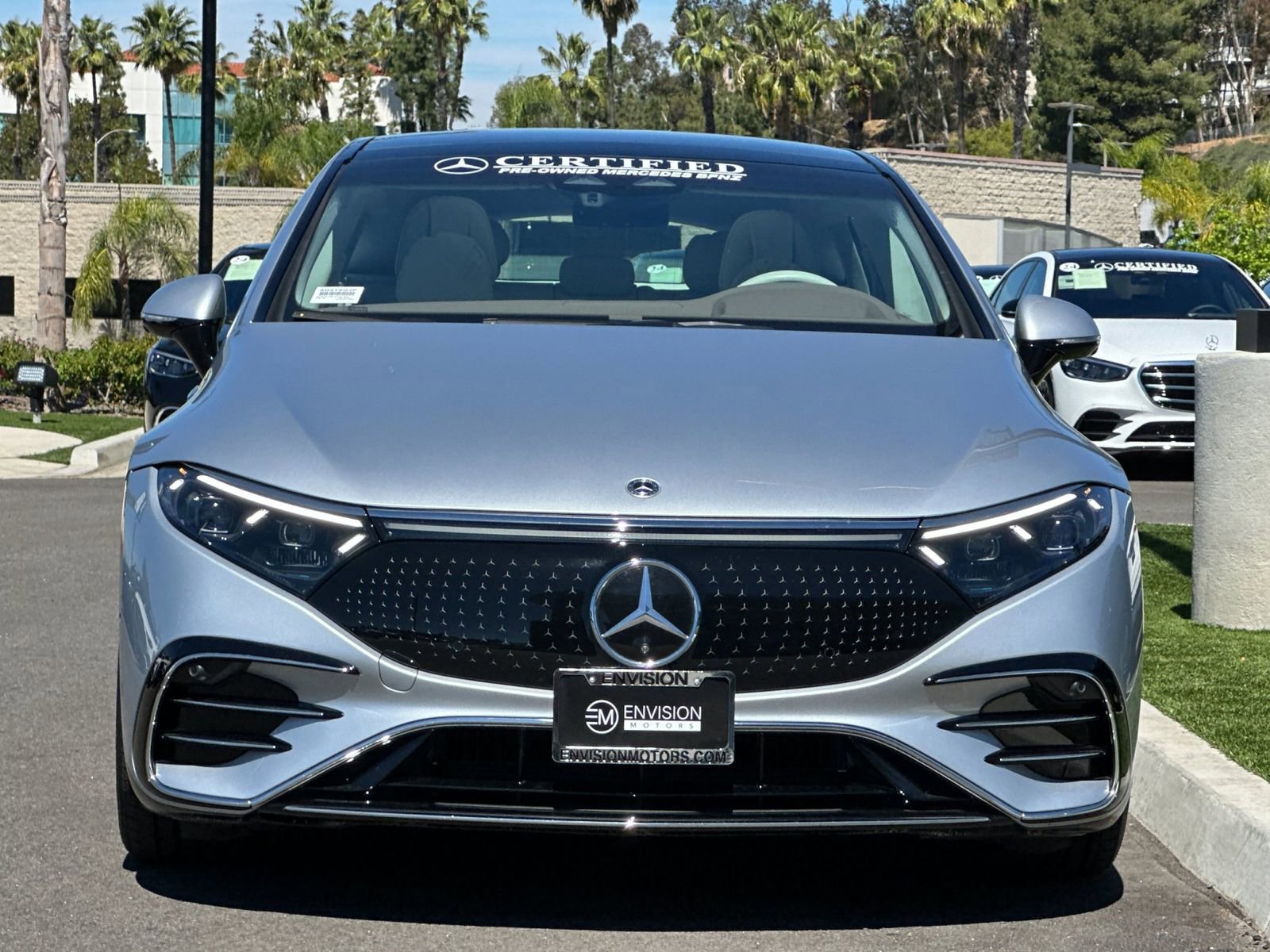 Certified 2022 Mercedes-Benz EQS 580 4MATIC Sedan w/ Exclusive Trim Package image 7