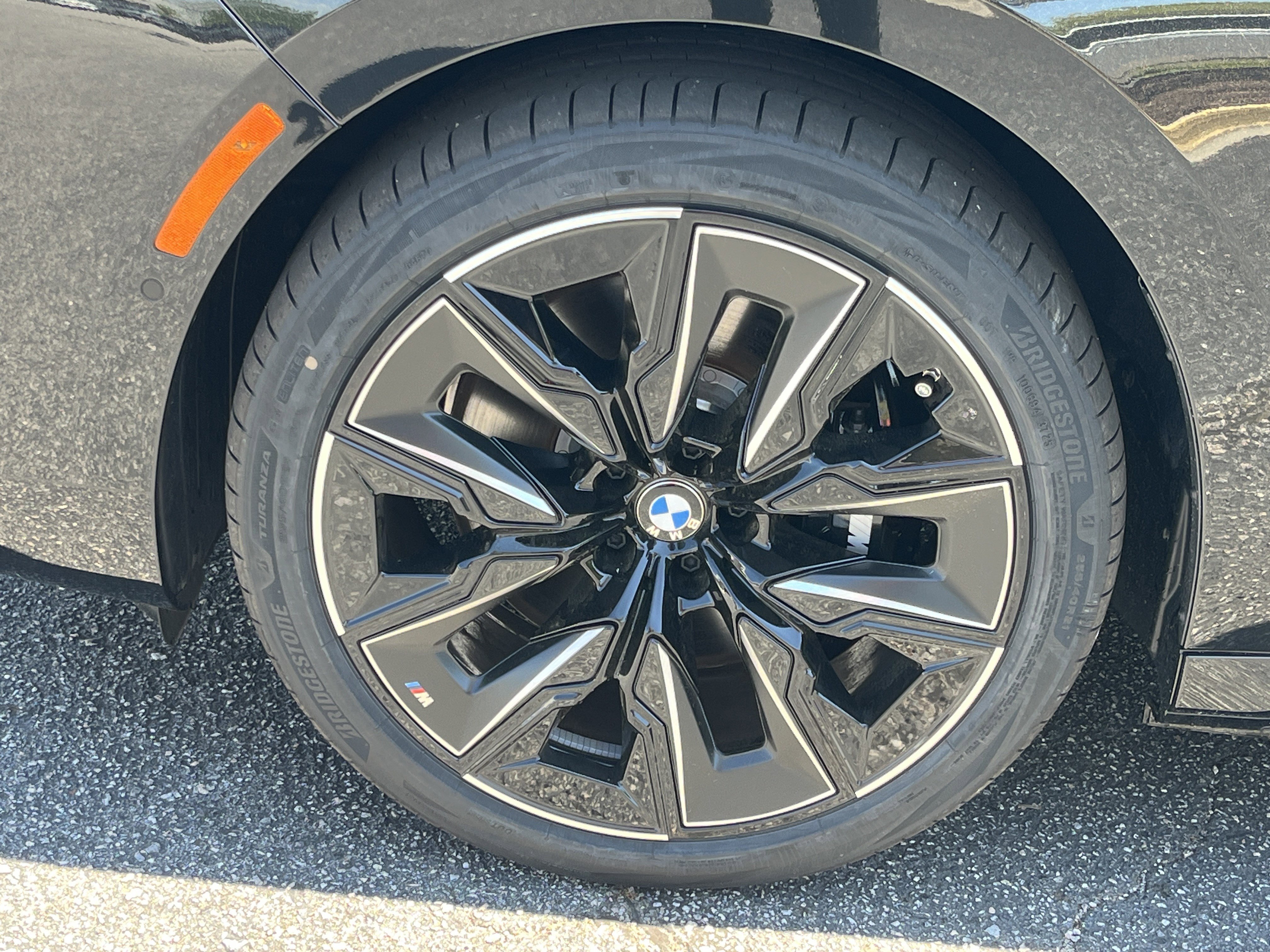 New 2026 BMW i7 eDrive50 image 25