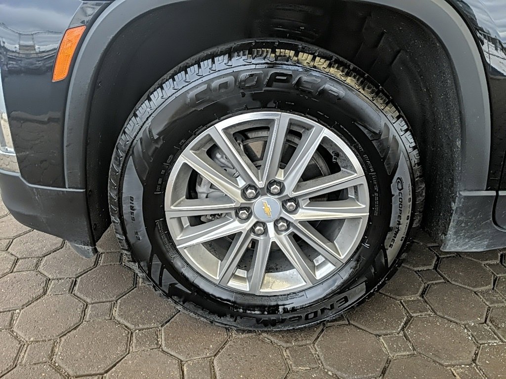 Used 2023 Chevrolet Traverse LT w/ LPO, Floor Liner Package image 13