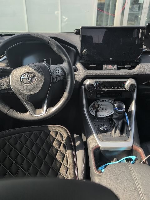 Used 2023 Toyota RAV4 Limited w/ Limited Grade Weather Package AWD/4WD image 10