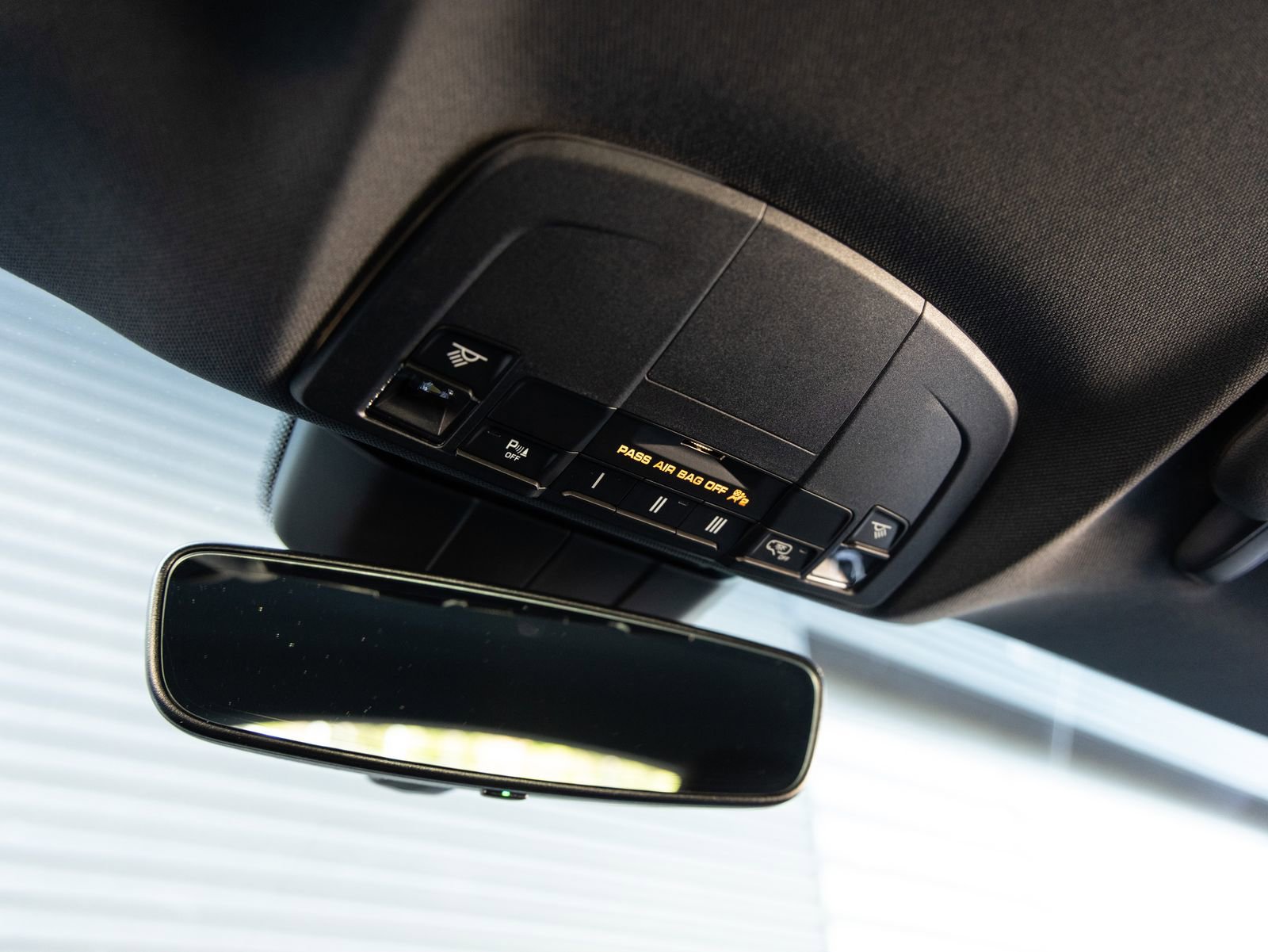 Certified 2025 Porsche 718 Cayman image 20