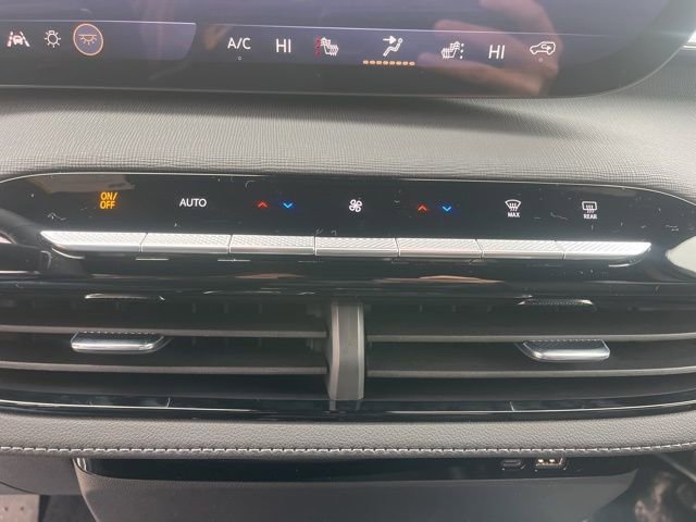 New 2026 Buick Enclave Sport Touring w/ Power Package FWD image 28