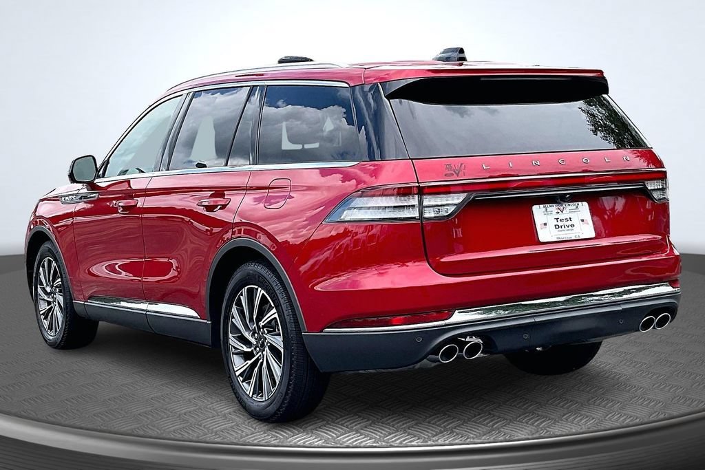 Used 2026 Lincoln Aviator 2WD image 5