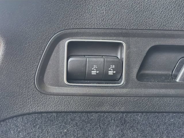 Used 2022 Mercedes-Benz GLS 450 4MATIC image 13
