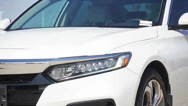 Used 2018 Honda Accord EX image 4