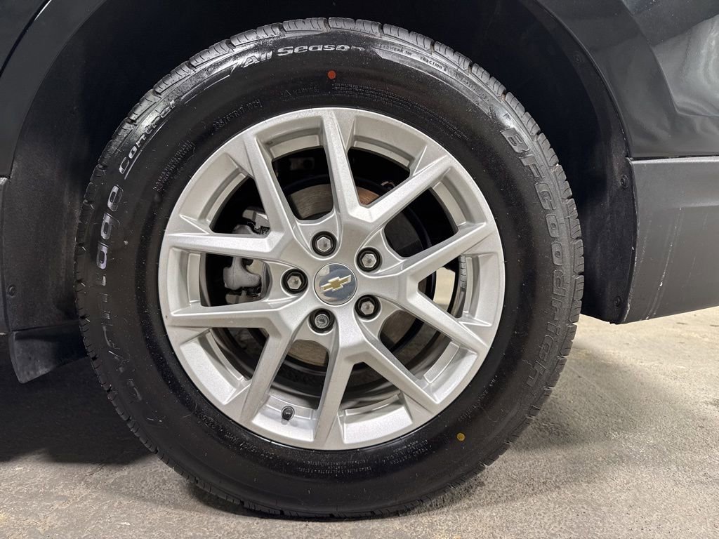 Used 2023 Chevrolet Equinox LS FWD image 34