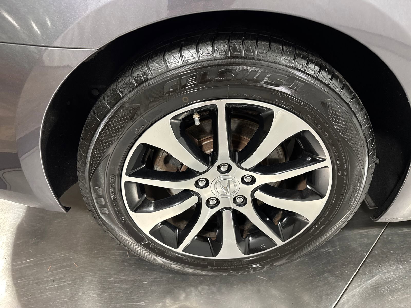 Used 2017 Acura TLX w/ Technology Package FWD image 13