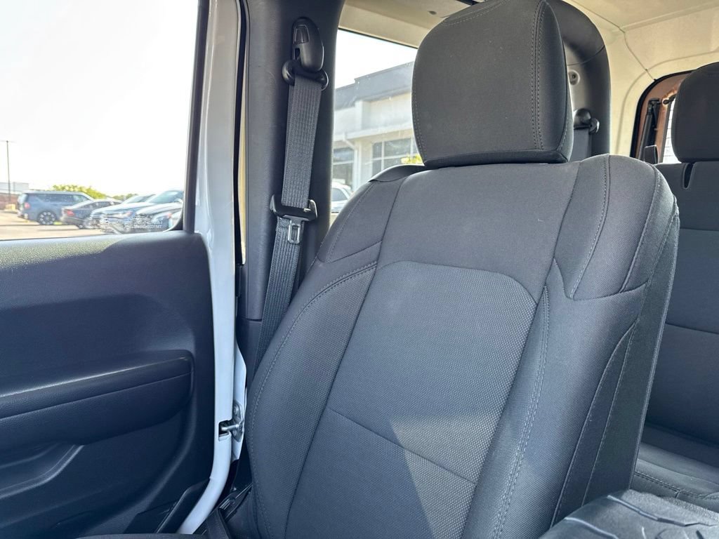 Used 2018 Jeep Wrangler Sport AWD/4WD image 23