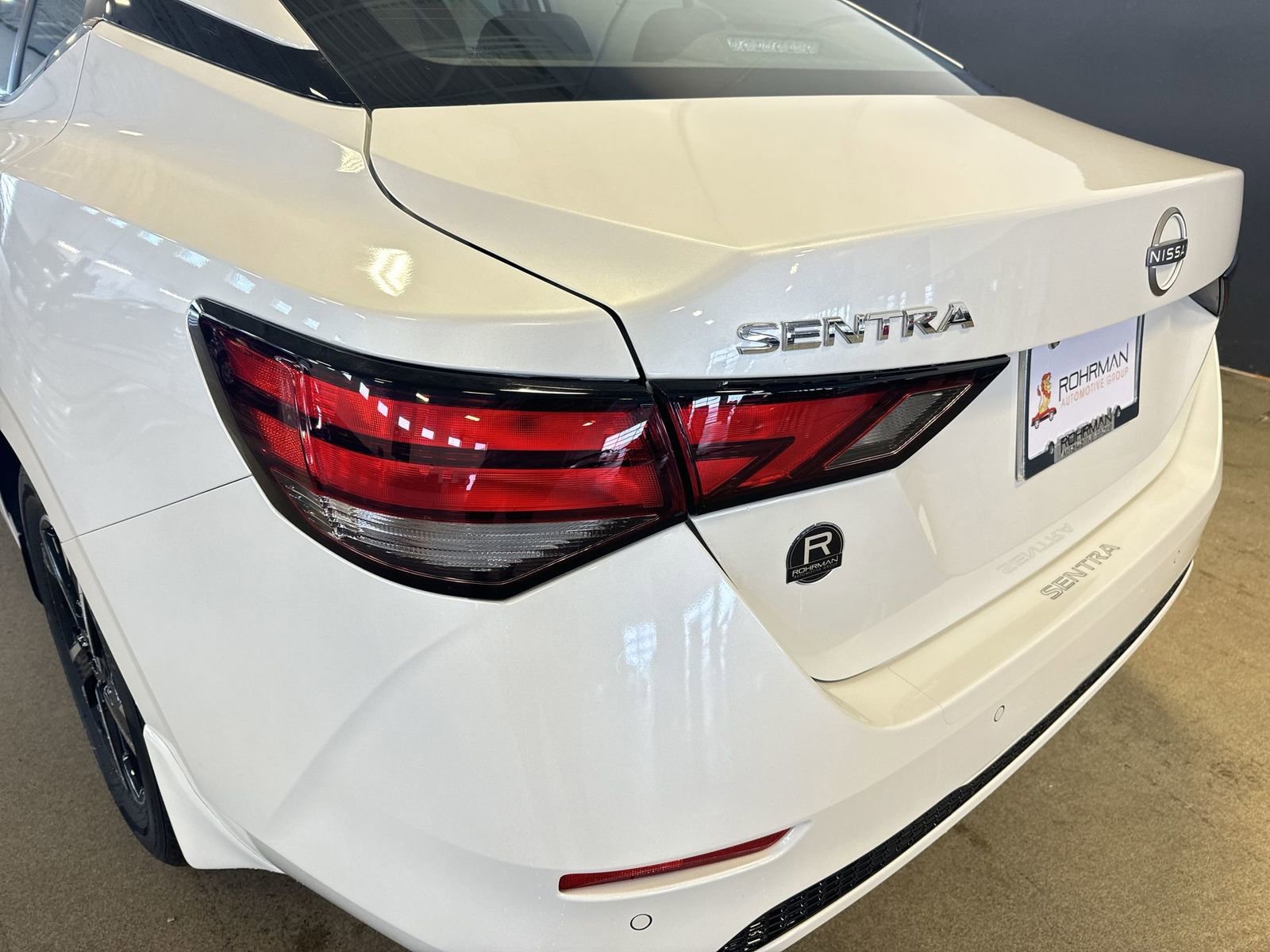 Used 2025 Nissan Sentra SV image 30