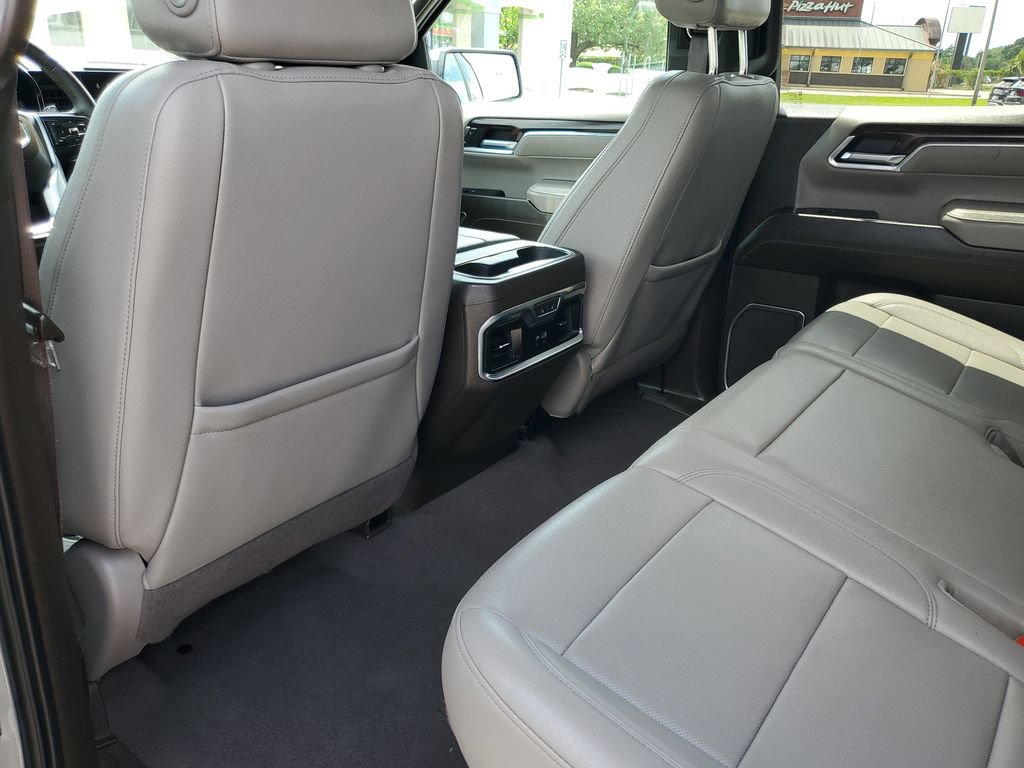 Used 2023 GMC Sierra 1500 SLT w/ SLT Premium Package AWD/4WD image 23