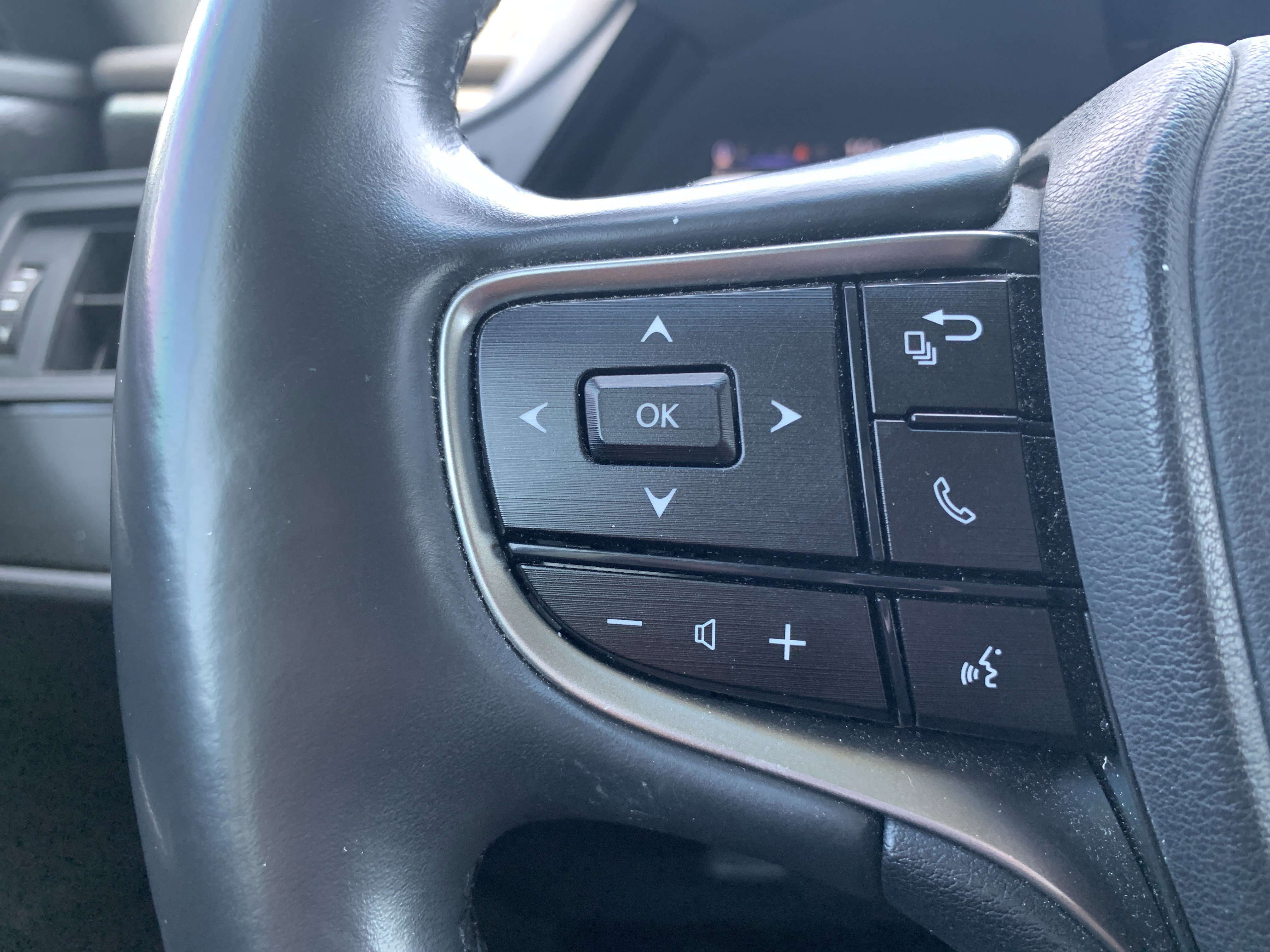 Used 2023 Lexus ES 350 w/ Premium Package image 15