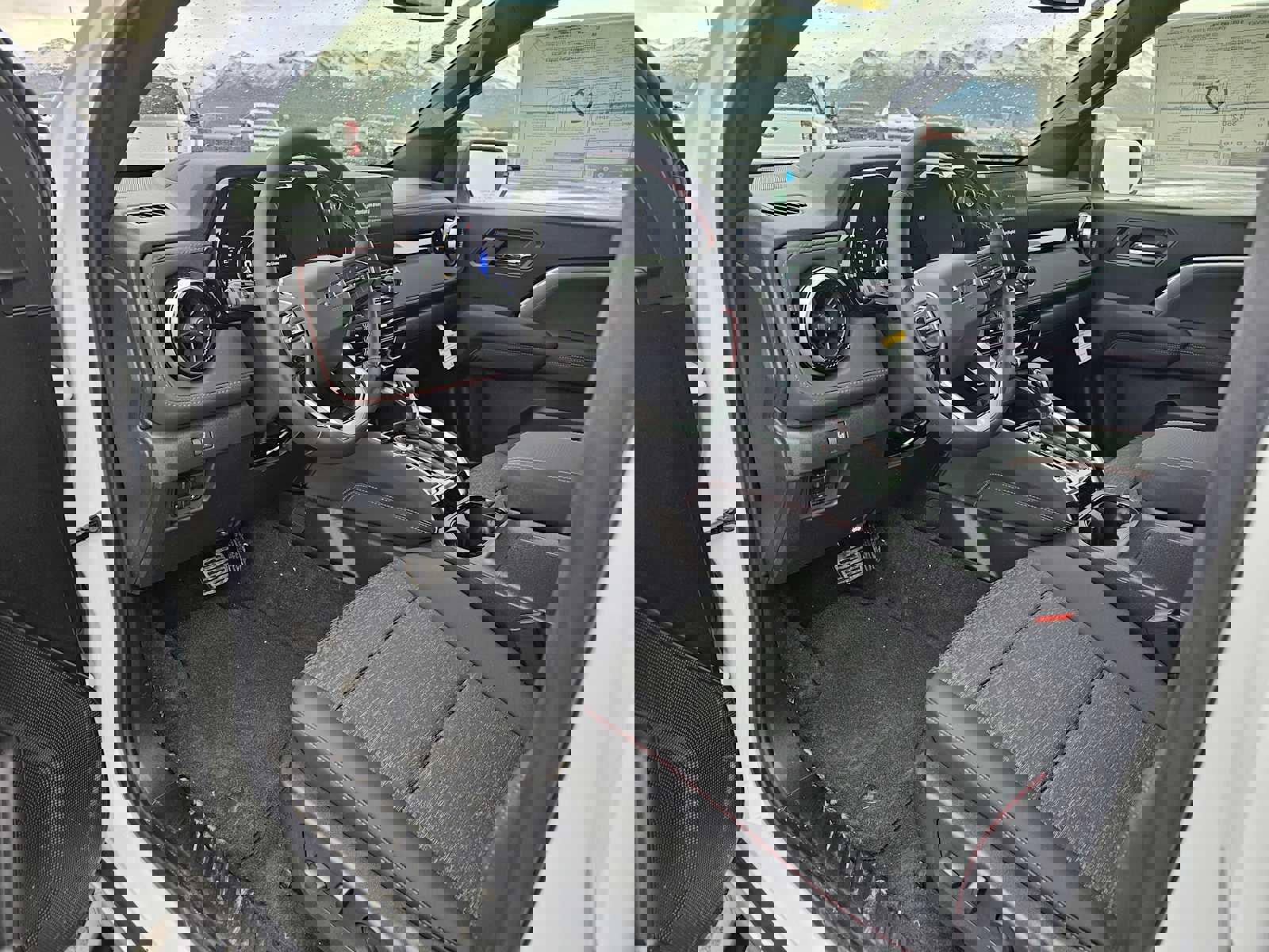 New 2025 Chevrolet Colorado Z71 w/ Technology Package image 19