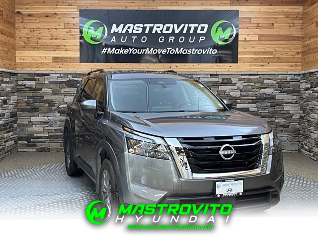 Used 2025 Nissan Pathfinder SV AWD/4WD image 1