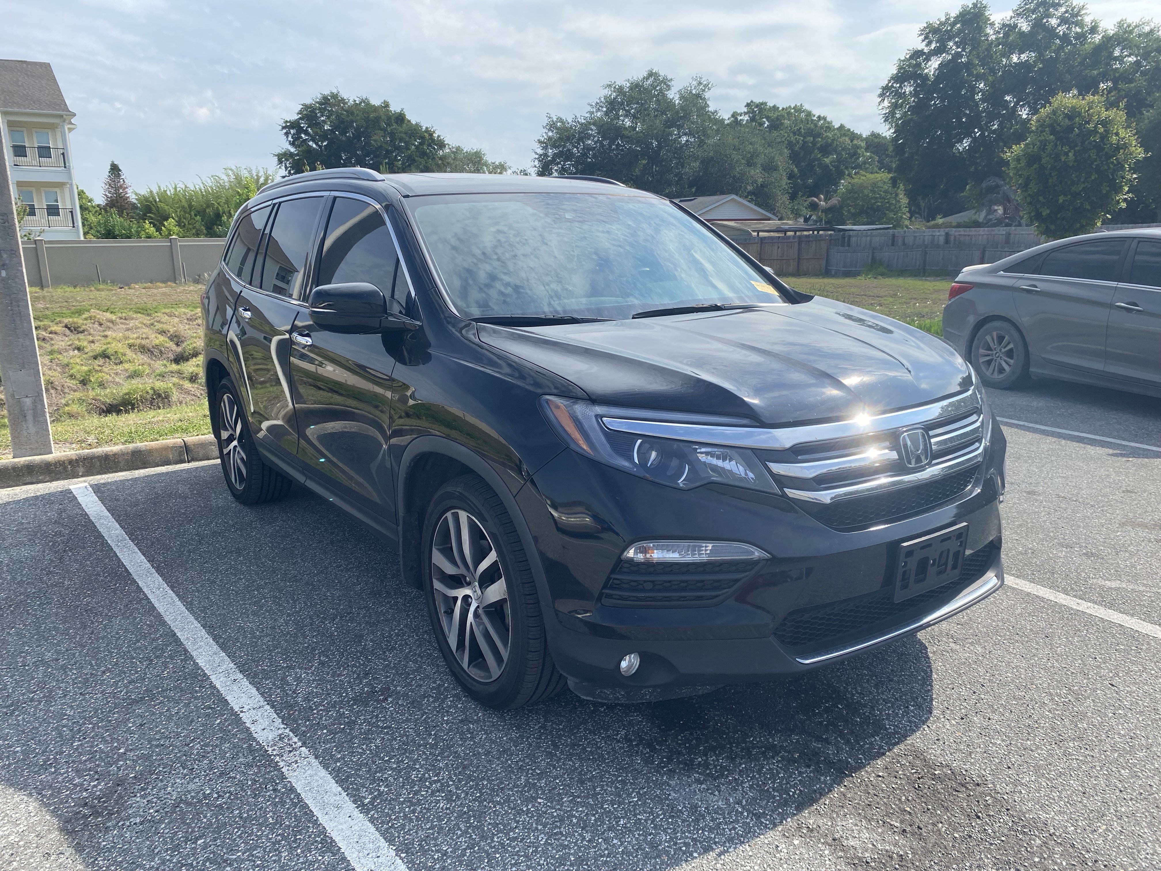 Used 2017 Honda Pilot Elite image 5