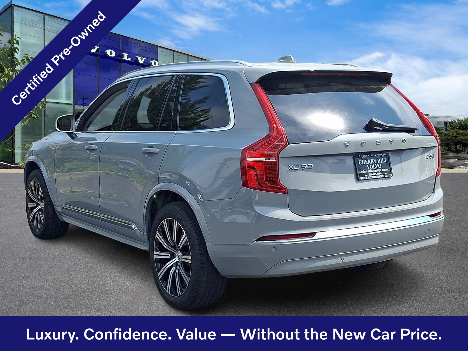 Certified 2025 Volvo XC90 B5 Core AWD/4WD image 5