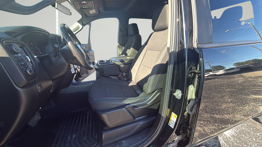 Used 2020 Chevrolet Silverado 2500 Custom w/ Custom Convenience Package AWD/4WD image 32