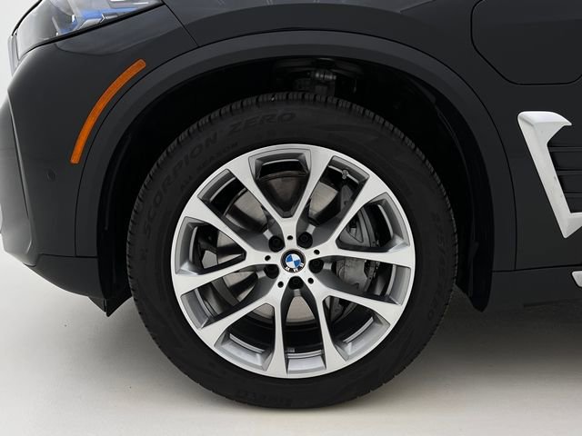 Certified 2026 BMW X5 xDrive50e w/ Climate Comfort Package image 26