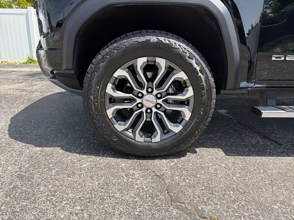Used 2024 GMC Canyon Denali AWD/4WD image 31