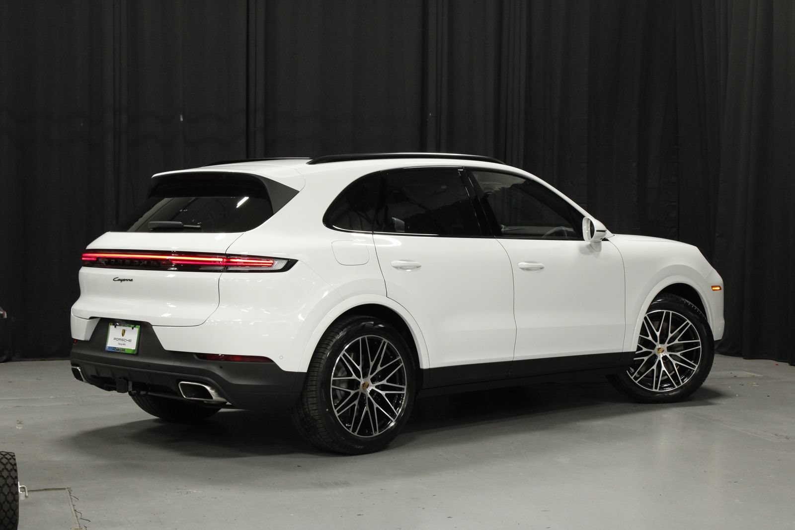 New 2026 Porsche Cayenne AWD/4WD image 5