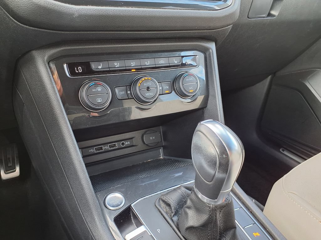 Used 2019 Volkswagen Tiguan S FWD image 29