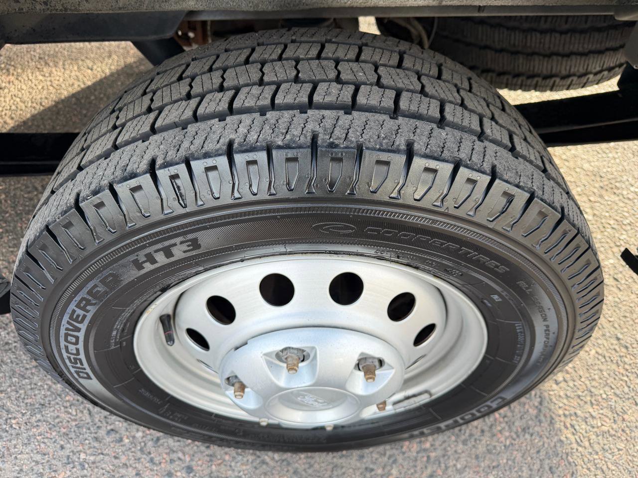 Used 2021 Ford Transit 150 Low Roof AWD image 38