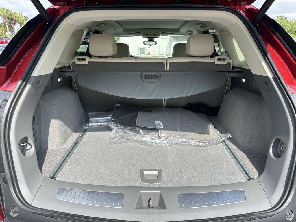 New 2026 Cadillac XT5 Premium Luxury AWD/4WD image 11
