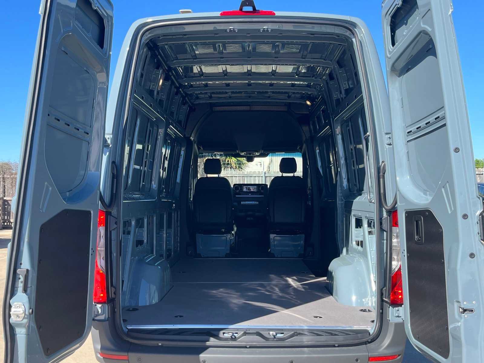New 2026 Mercedes-Benz Sprinter 2500 image 10