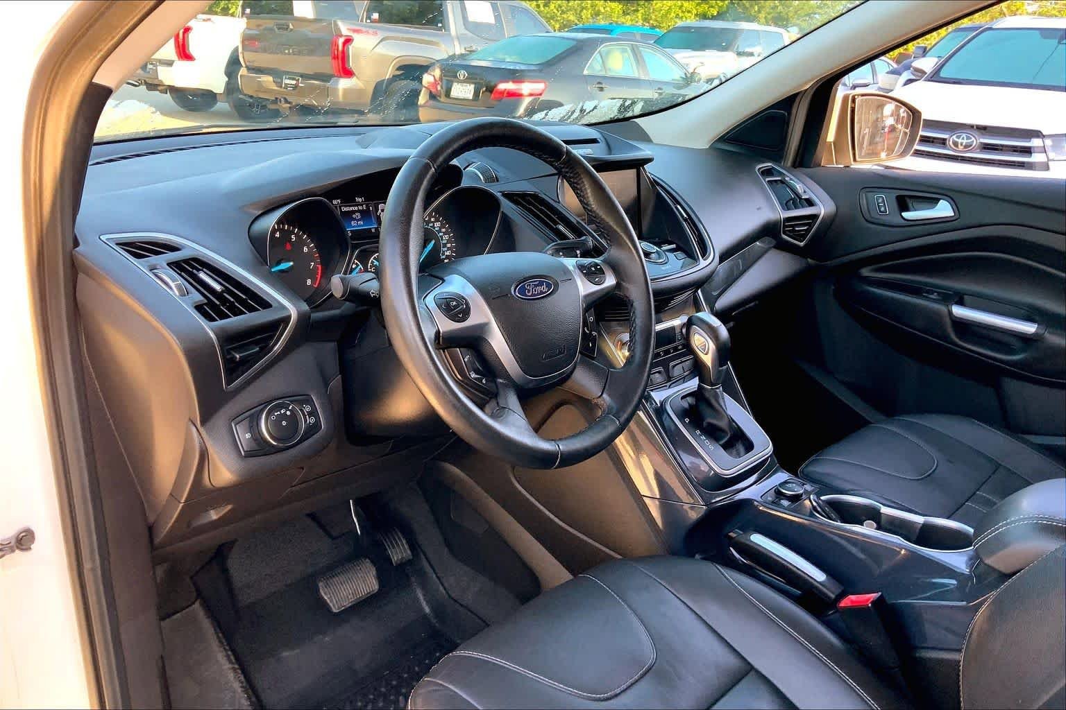 Used 2013 Ford Escape Titanium FWD image 18