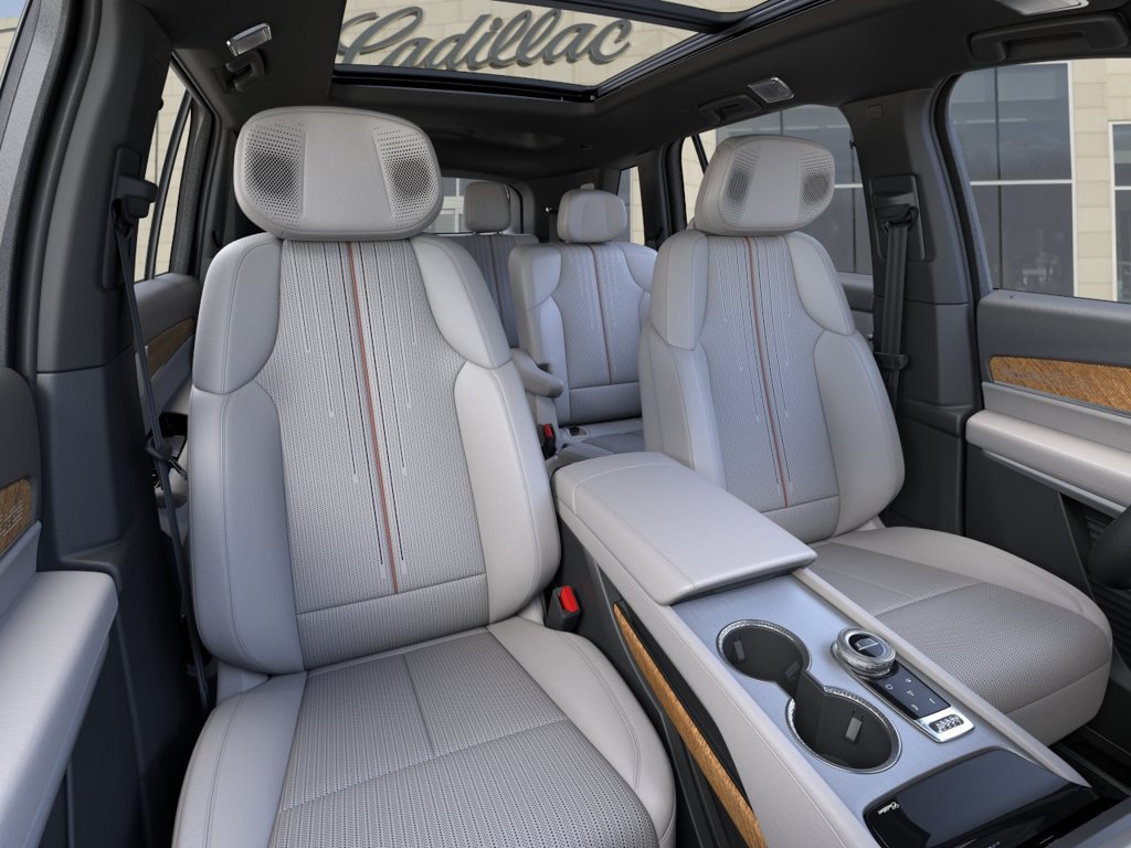 New 2027 Cadillac Vistiq Luxury w/ LPO, Floor Liner Package AWD/4WD image 16