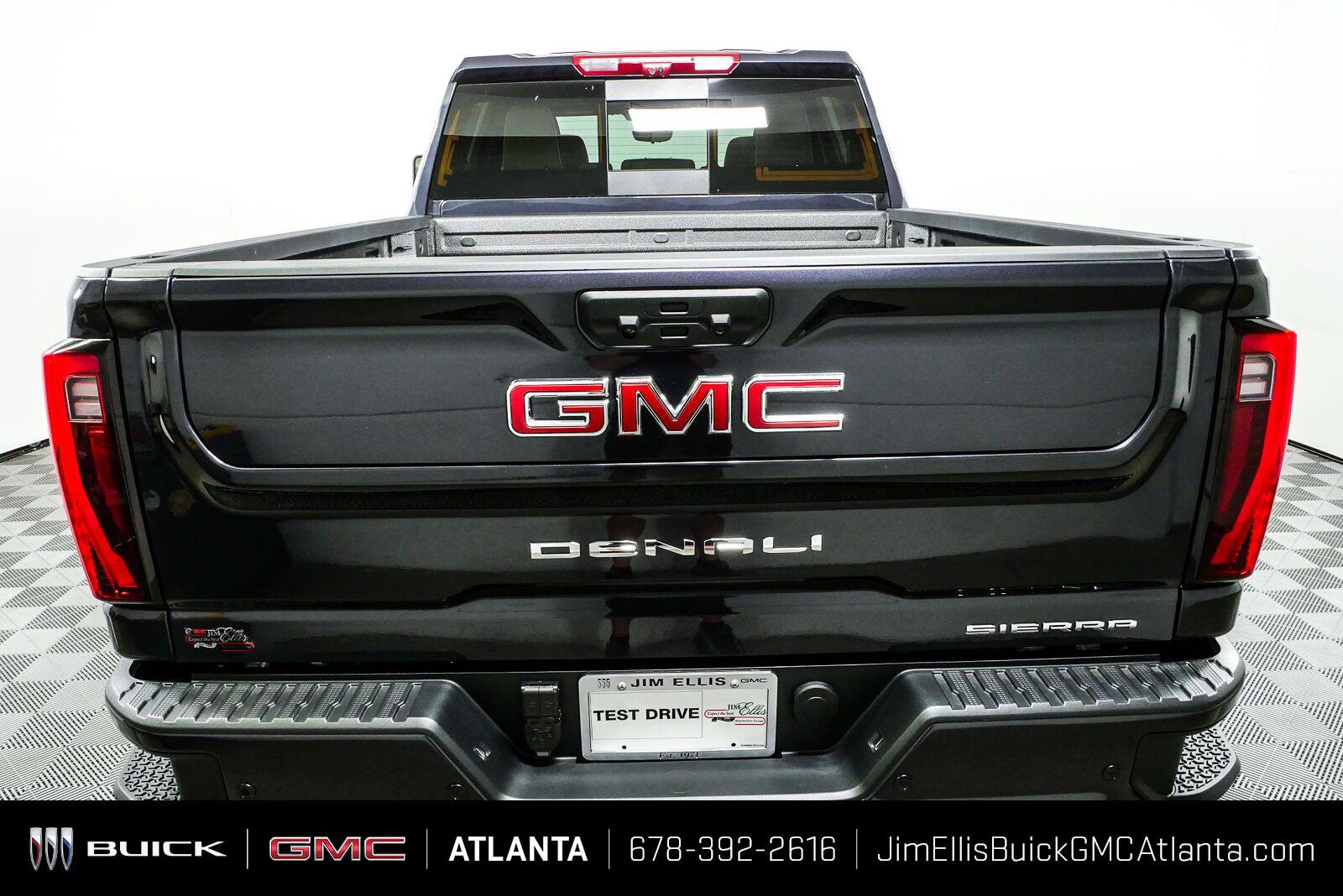 New 2026 GMC Sierra 2500 Denali w/ Denali Reserve Package AWD/4WD image 29